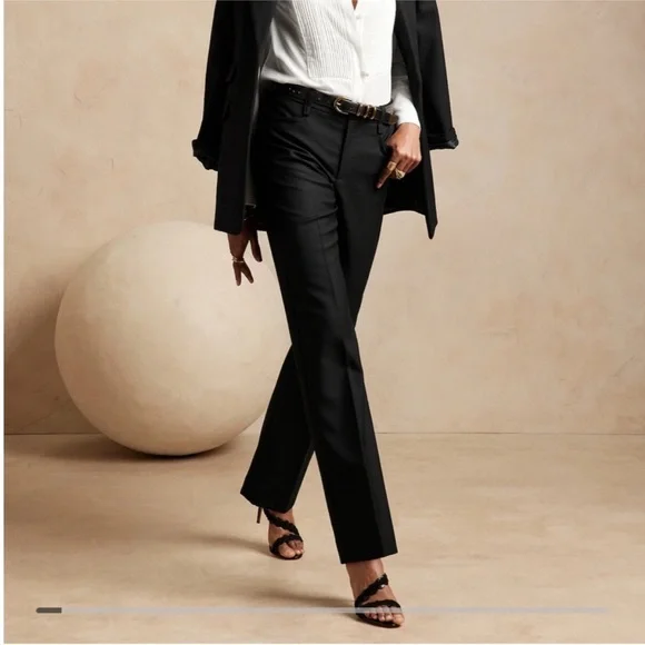 Banana Republic Black Women's Trousers - Picture 2 of 11
